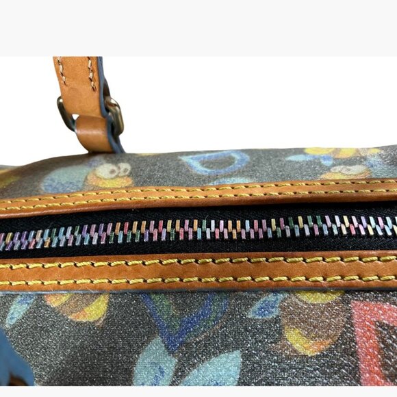 Dooney and Bourke Bumble Bee Barrel Bag Vintage Shoulder Bag Highly Sought EUC - Picture 7 of 11